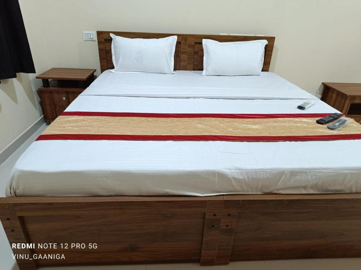 Premier Inn Lodge Mangalore Bagian luar foto